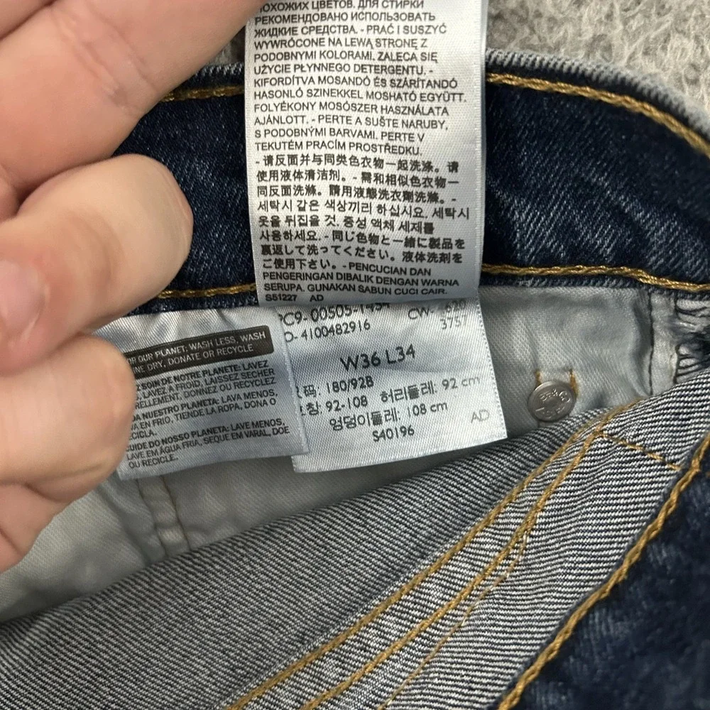 Levis Jeans Mens 36x34 Blue Denim 505 Regular Straight American Medium Wash Work